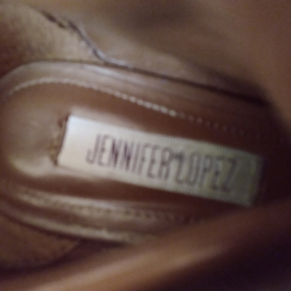 Jennifer Lopez Brown Gold Faux Suede Zip Ankle 4 1/4" Wedge Bootie Heels sz 6 - Picture 10 of 15